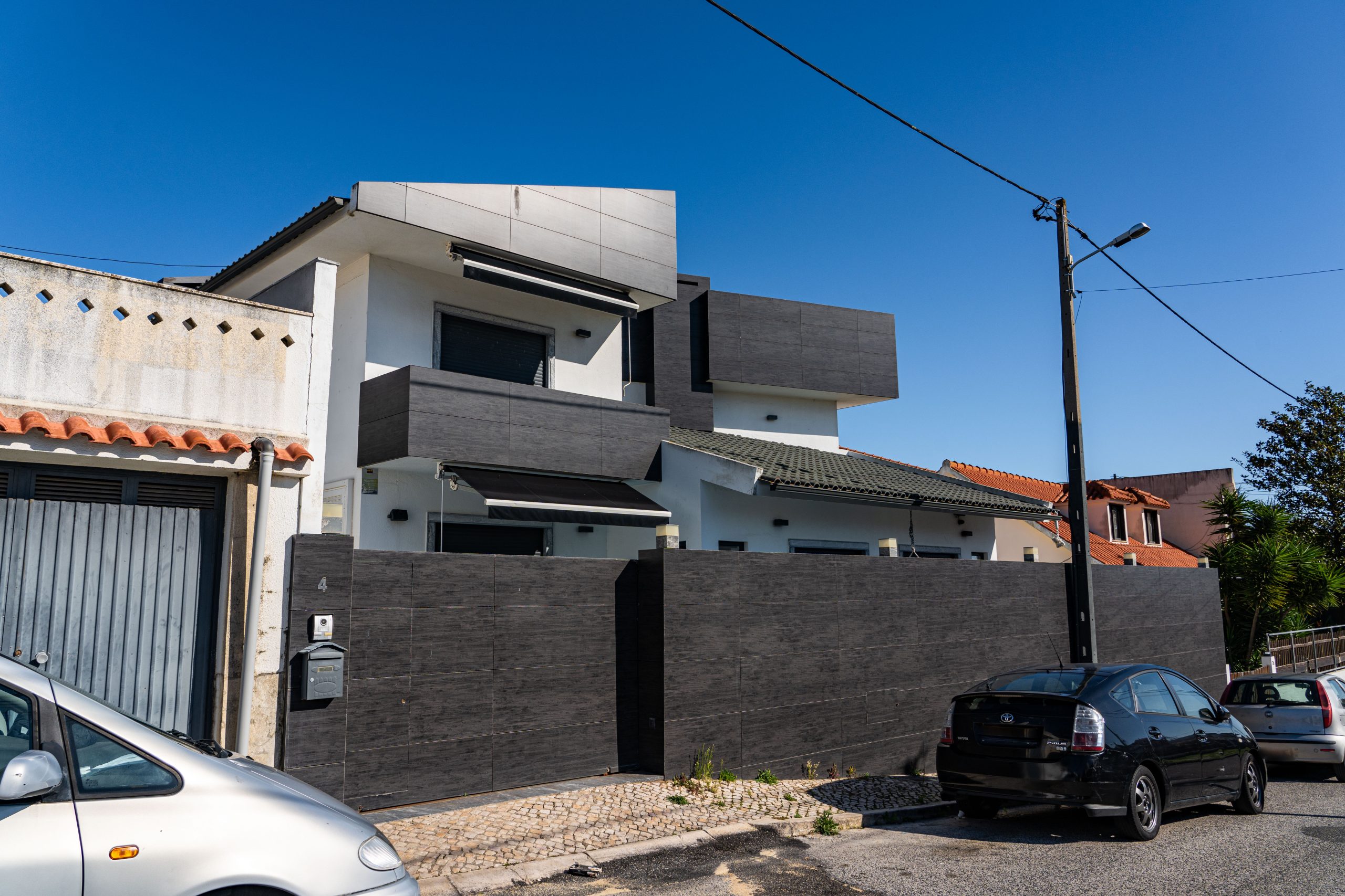 Charneca Coastal Villa — Real Estate
