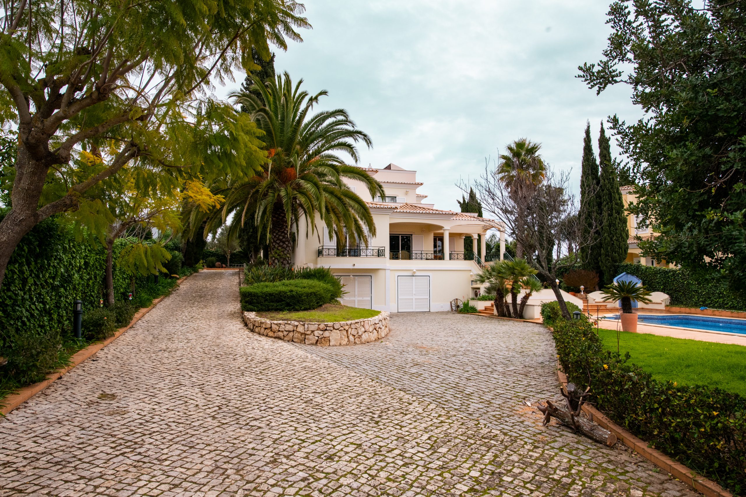 Porches Coastal Villa — Real Estate